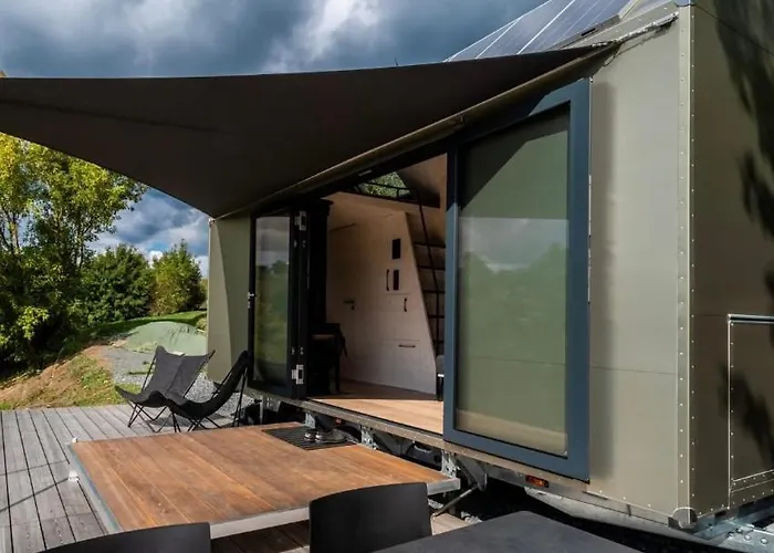 Mobile Hut - Statek Starý Týn - Luxusní Glampingové Úštěk